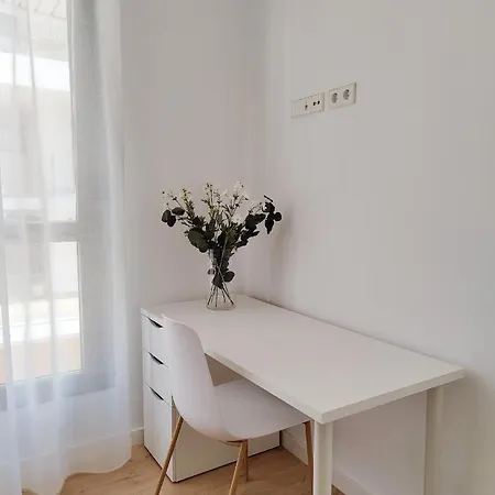 Allonbay & Beach Apartment *